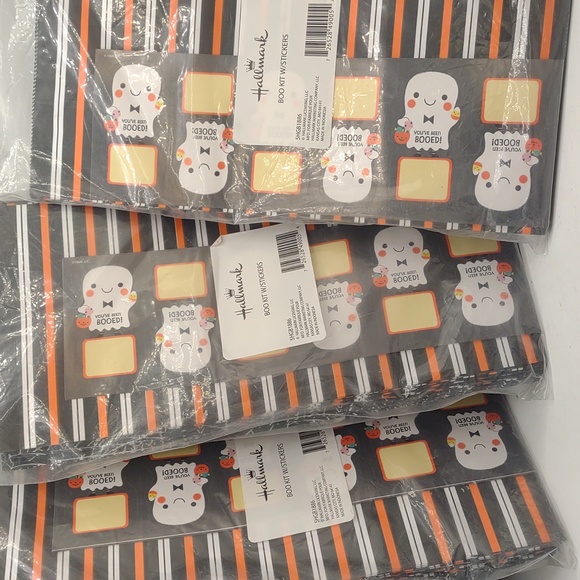 Hallmark Halloween Boo Bags lot 36 Gift Tag Stickers party trick or treat - Picture 2 of 3